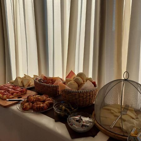 Hotel Valbella Bardolino Ngoại thất bức ảnh